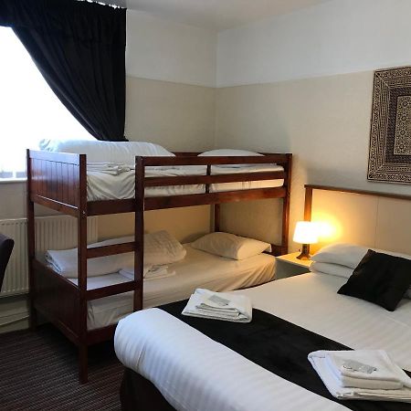 The Feathers Hotel Blackpool Luaran gambar
