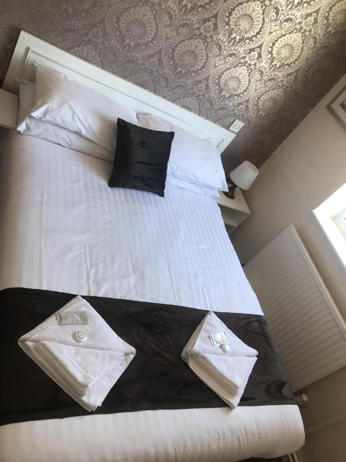 The Feathers Hotel Blackpool Luaran gambar